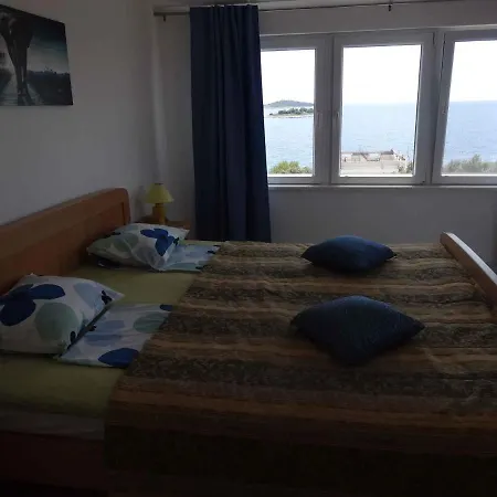 In Zecevo Rogoznicko - Sibenik Riviera 45747 Apartment